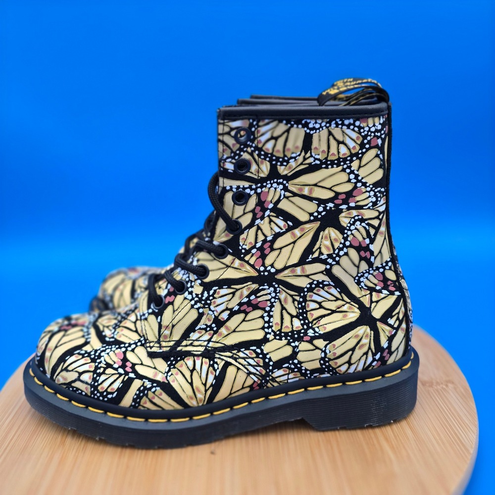 Dr. Martens 1460‎ W Butterfly Print Boots US Womens Size 7 EU 38 UK 5 New NWOB - Picture 2 of 9